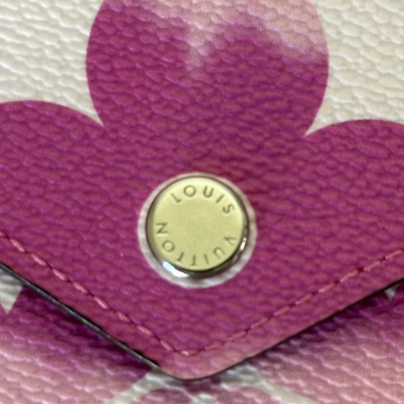 Louis Vuitton Escale Victorine Compact Red and Pink Wallet (NWOT) - Picture 13 of 15